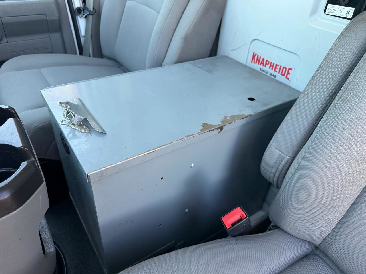 Used 2021 Ford E-350 and Econoline 350 Super Duty w/ Power Windows & Locks Group image 22