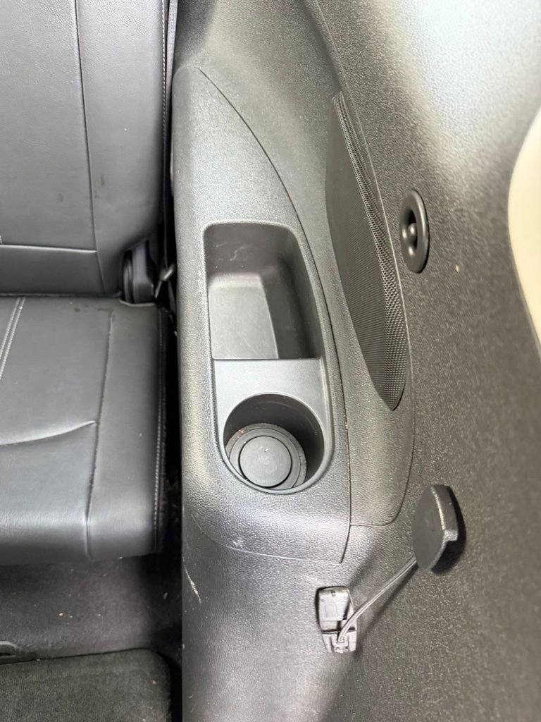 Used 2014 GMC Acadia SLT image 14