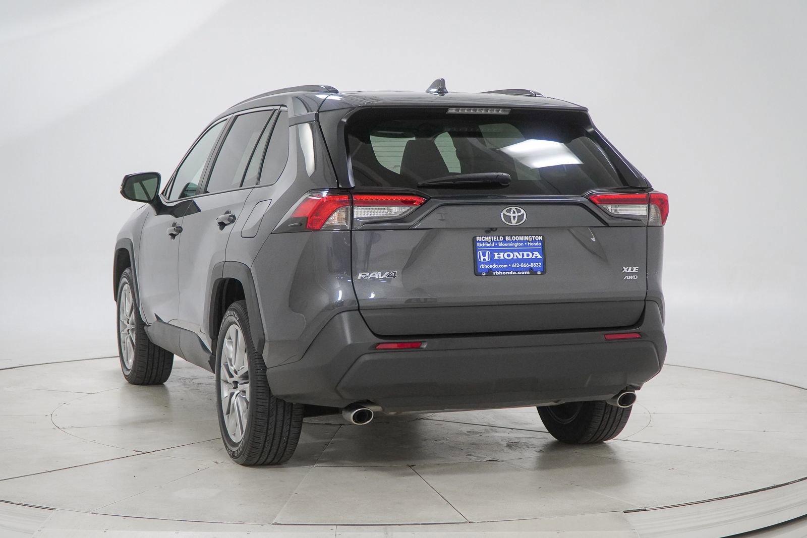 Used 2024 Toyota RAV4 XLE Premium w/ Weather Package AWD/4WD image 7