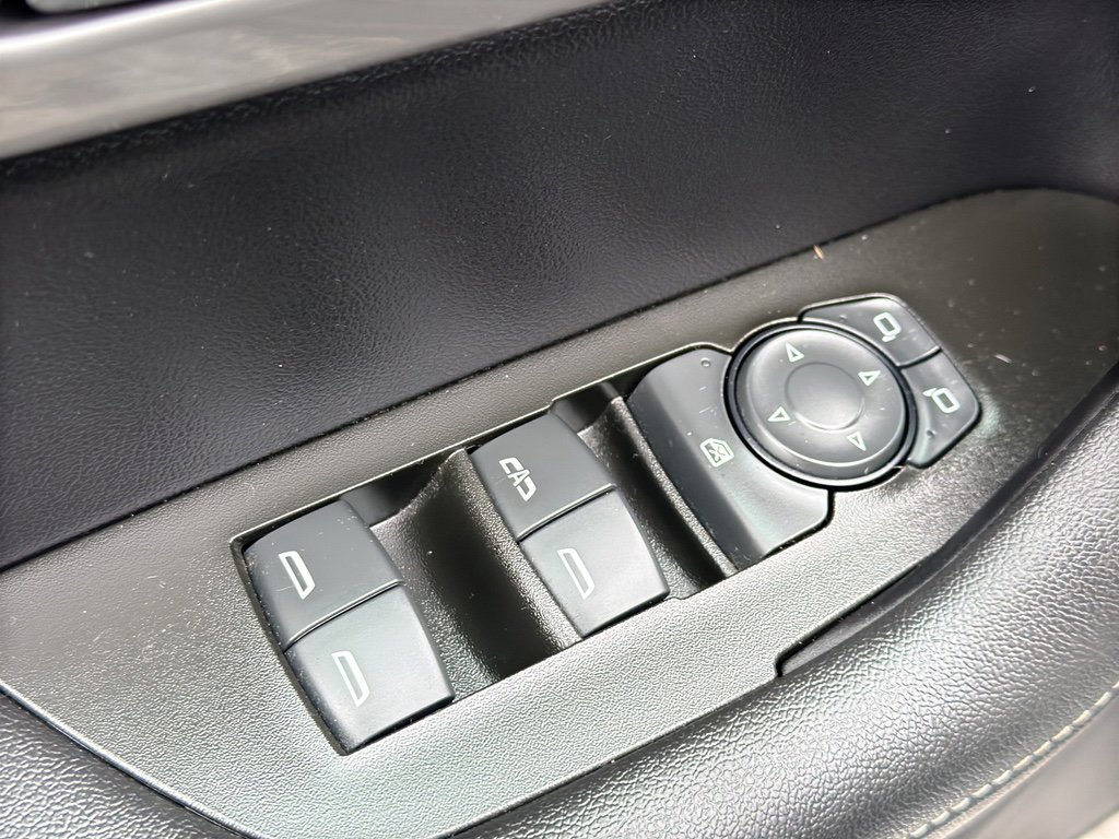 Used 2023 Chevrolet Blazer LT w/ Convenience Package image 12