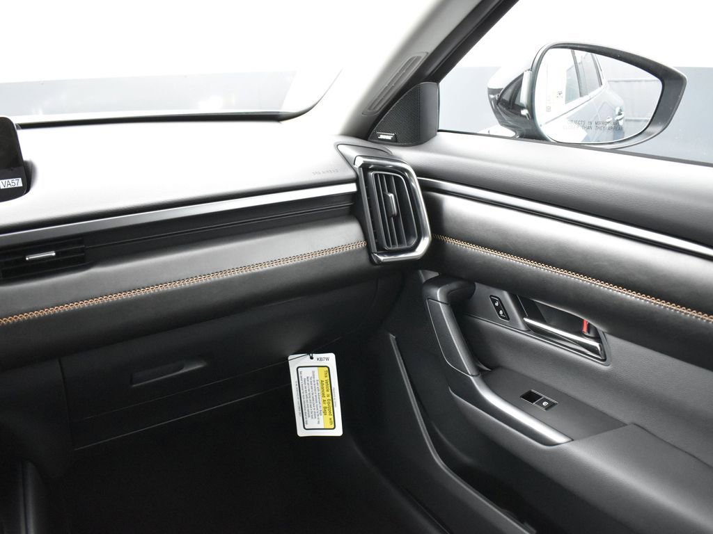 Certified 2025 MAZDA CX-50 2.5 Hybrid w/ Premium Plus Pkg image 16