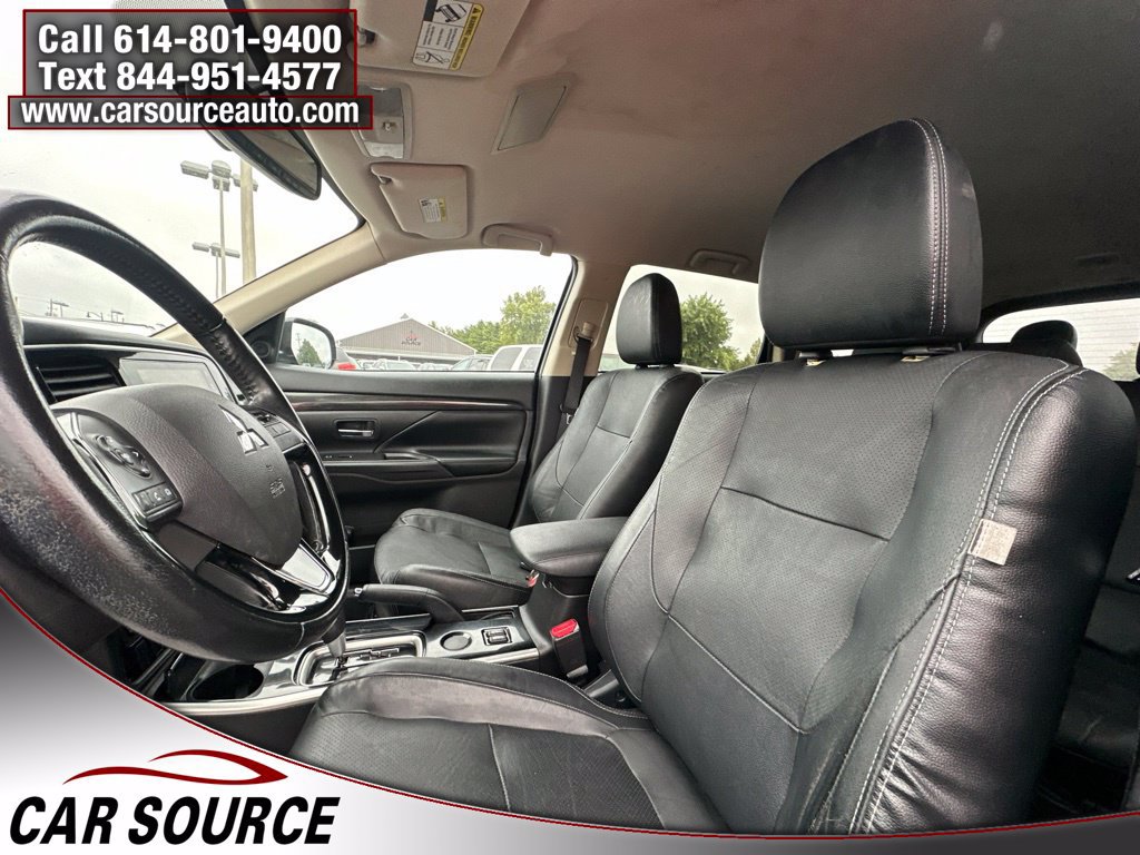 Used 2017 Mitsubishi Outlander SEL FWD image 12