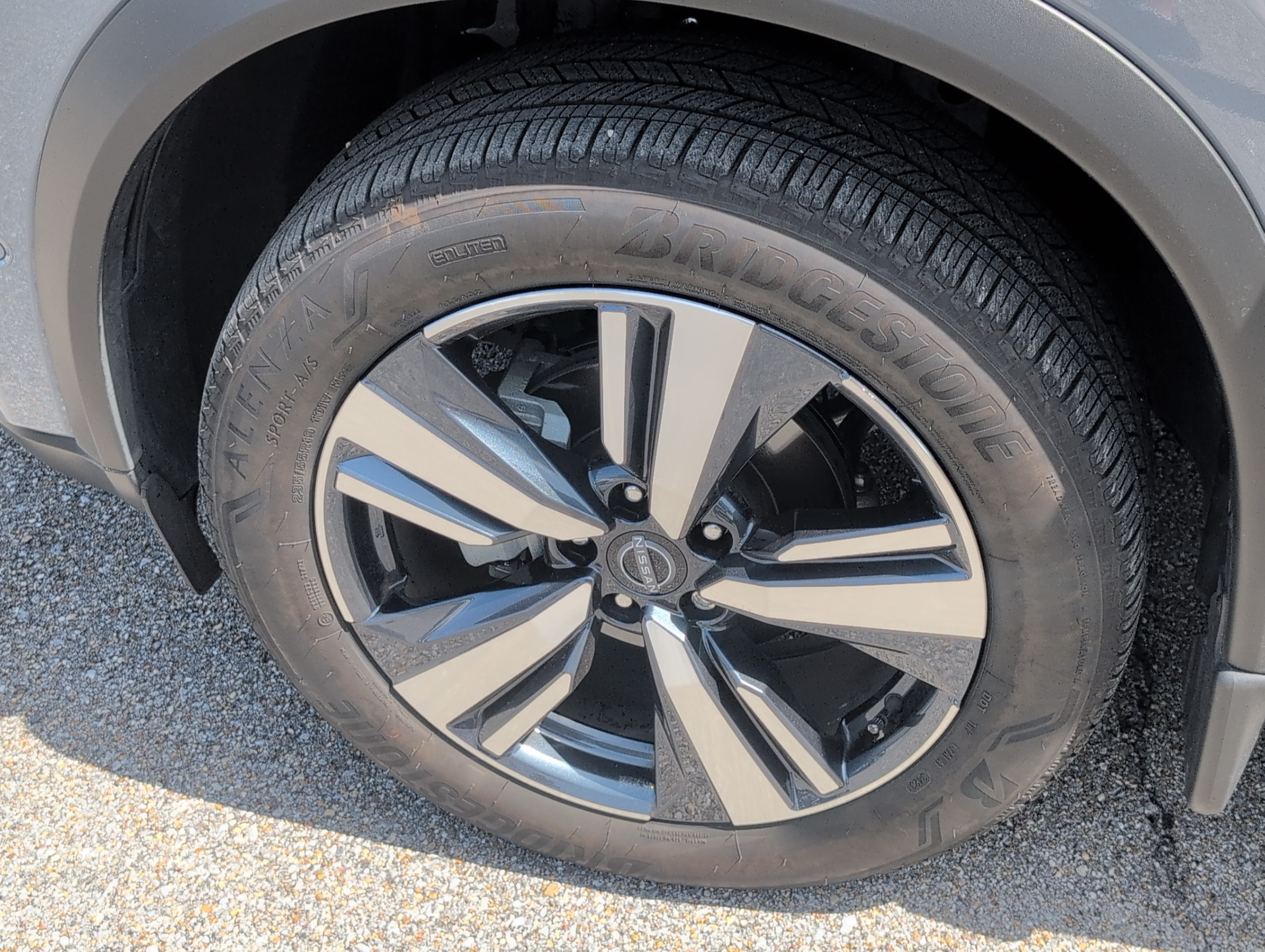 Used 2023 Nissan Rogue SL w/ SL Premium Package FWD image 11