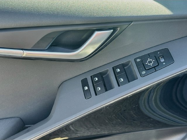 New 2026 Kia Niro Wind FWD image 18