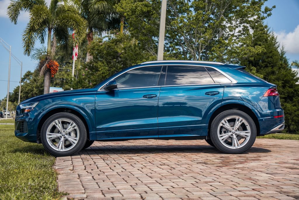 Used 2019 Audi Q8 Prestige AWD/4WD image 2