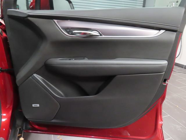 Certified 2025 Cadillac XT6 Luxury image 14