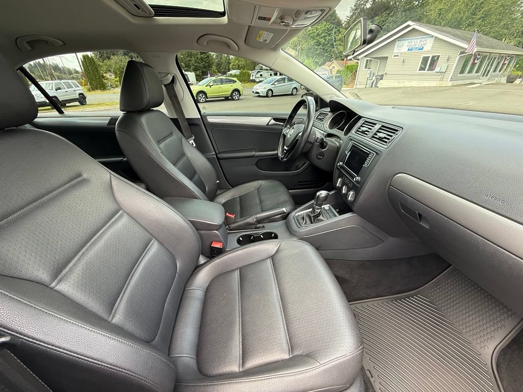 Used 2016 Volkswagen Jetta SE FWD image 19