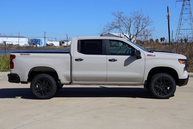 New 2026 Chevrolet Silverado 1500 Custom Trail Boss AWD/4WD image 4