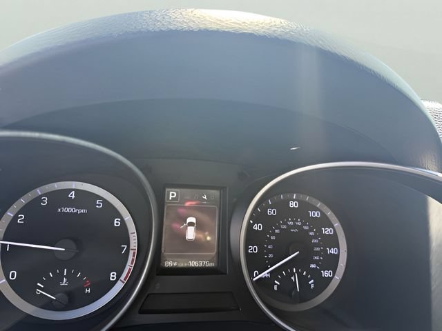 Used 2017 Hyundai Santa Fe SE AWD/4WD image 13