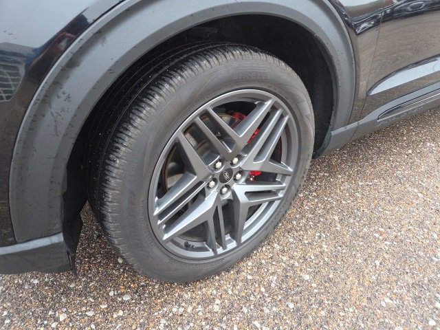 Certified 2025 Ford Explorer ST image 18