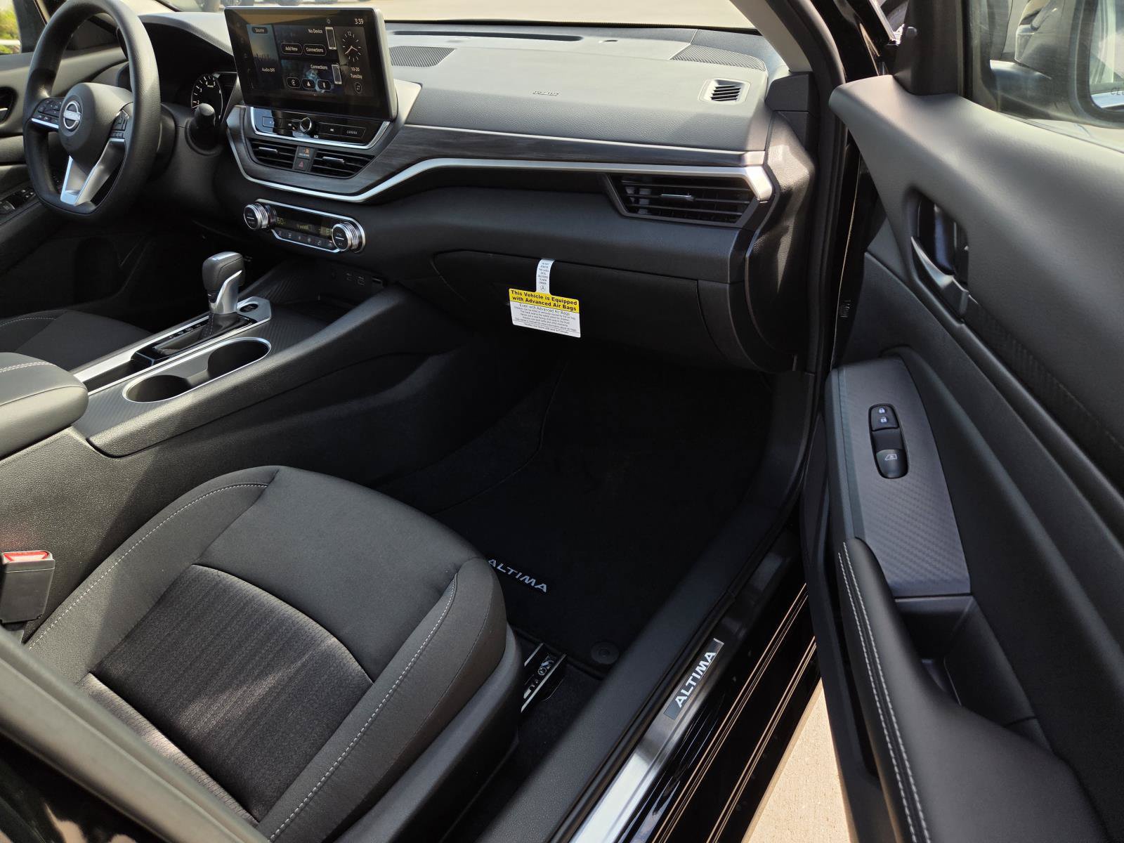 New 2026 Nissan Altima 2.5 SV FWD image 10