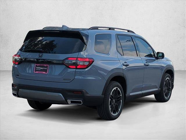 New 2026 Honda Pilot image 2
