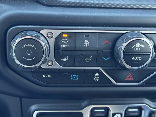 Used 2021 Jeep Wrangler Unlimited Sahara w/ Cold Weather Group image 35