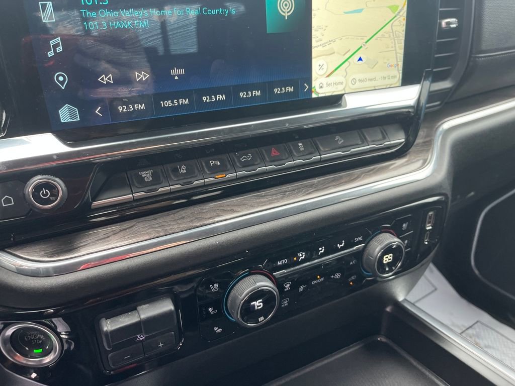 Used 2025 Chevrolet Silverado 2500 LTZ w/ LTZ Plus Package image 15