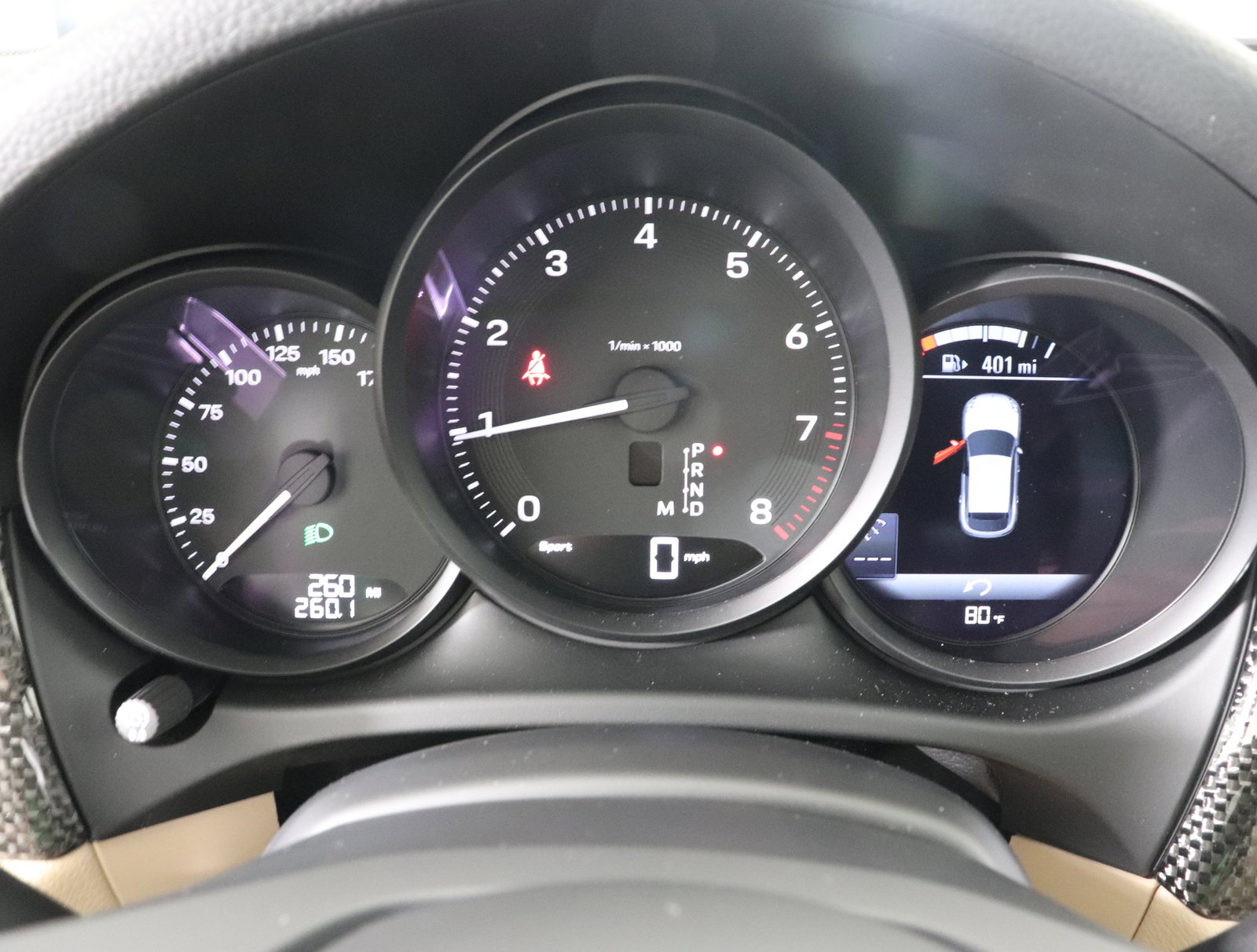 Used 2025 Porsche Macan image 40