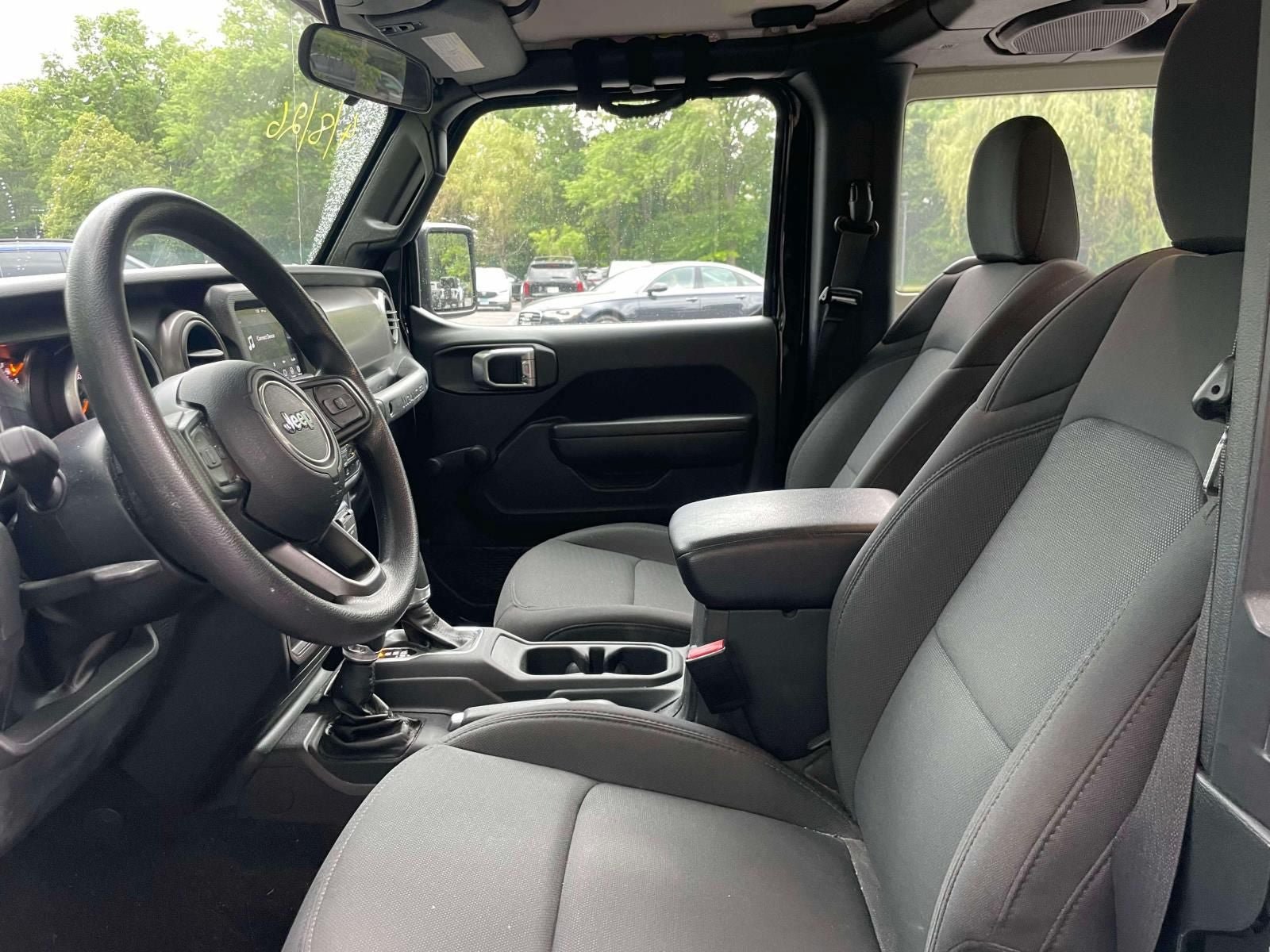 Used 2022 Jeep Wrangler Sport AWD/4WD image 12