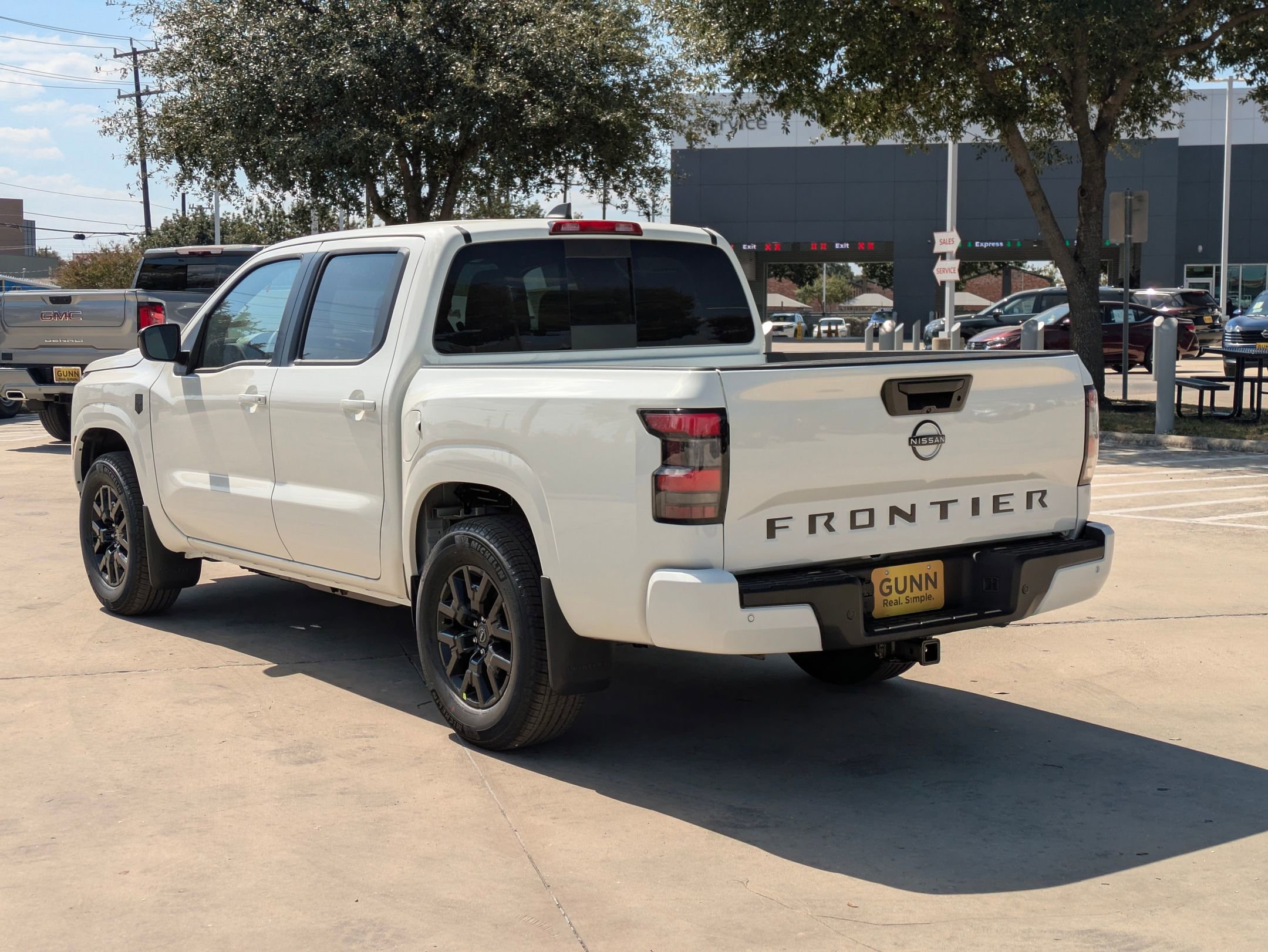 New 2026 Nissan Frontier SV image 5