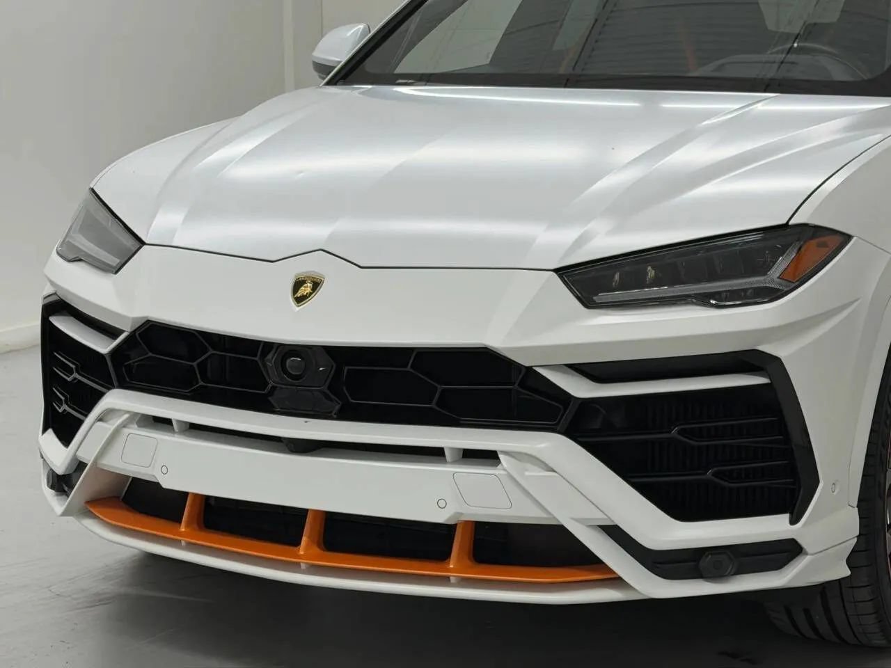 Used 2022 Lamborghini Urus AWD/4WD image 50