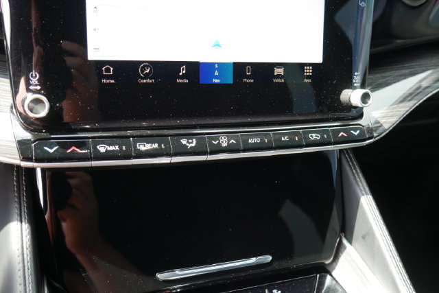 Used 2022 Jeep Wagoneer Series III w/ Premium Group I AWD/4WD image 24