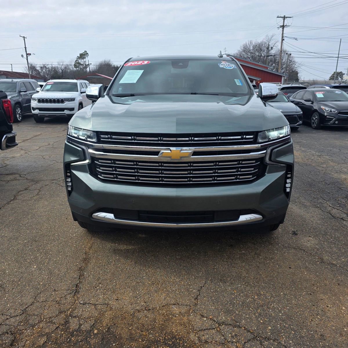 Used 2023 Chevrolet Suburban Premier RWD image 7