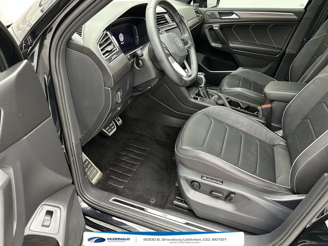 Used 2023 Volkswagen Tiguan SEL R-Line AWD/4WD image 11