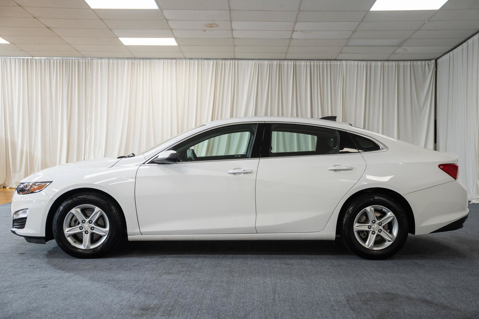 Used 2020 Chevrolet Malibu LS w/ Driver Confidence Package II FWD image 5
