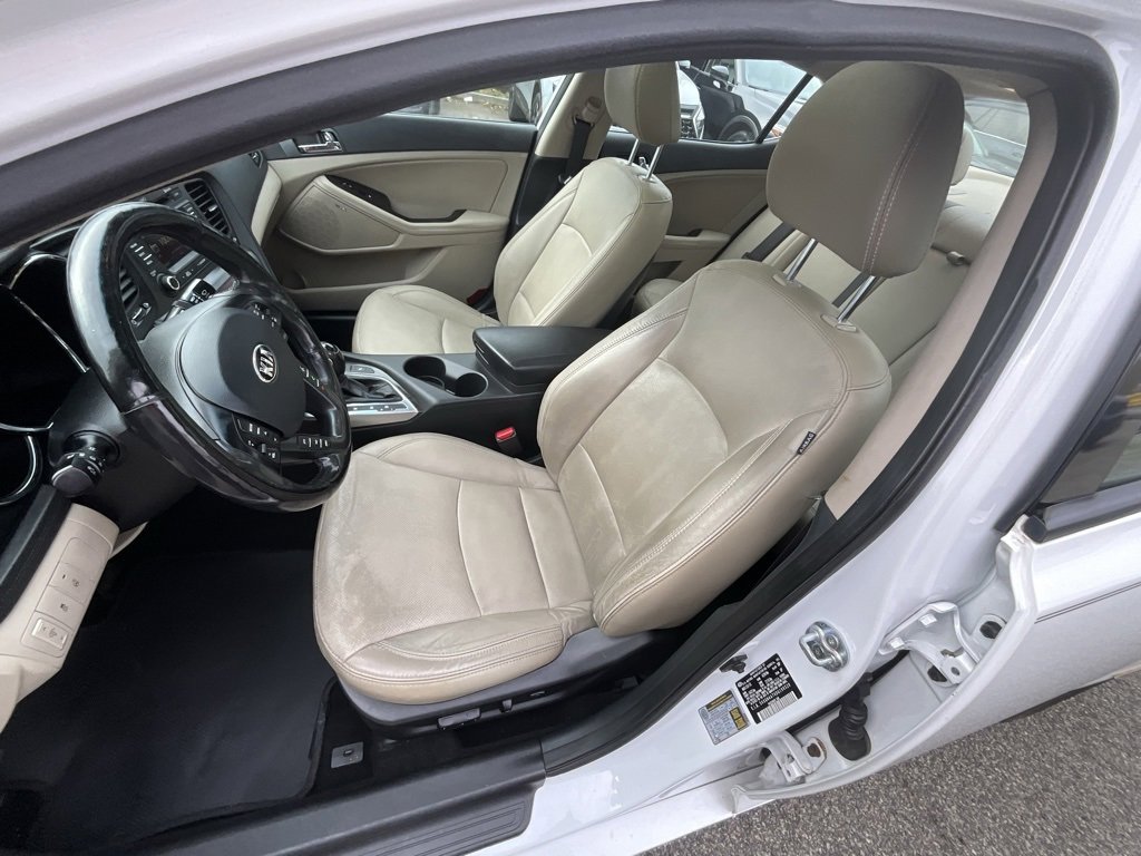Used 2013 Kia Optima EX w/ Premium Pkg image 12