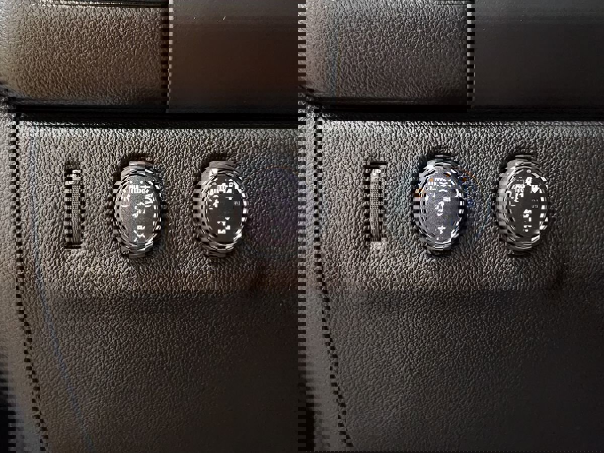 Used 2022 GMC Canyon AT4 image 41