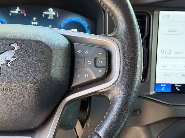 Used 2025 Ford Bronco Badlands image 11