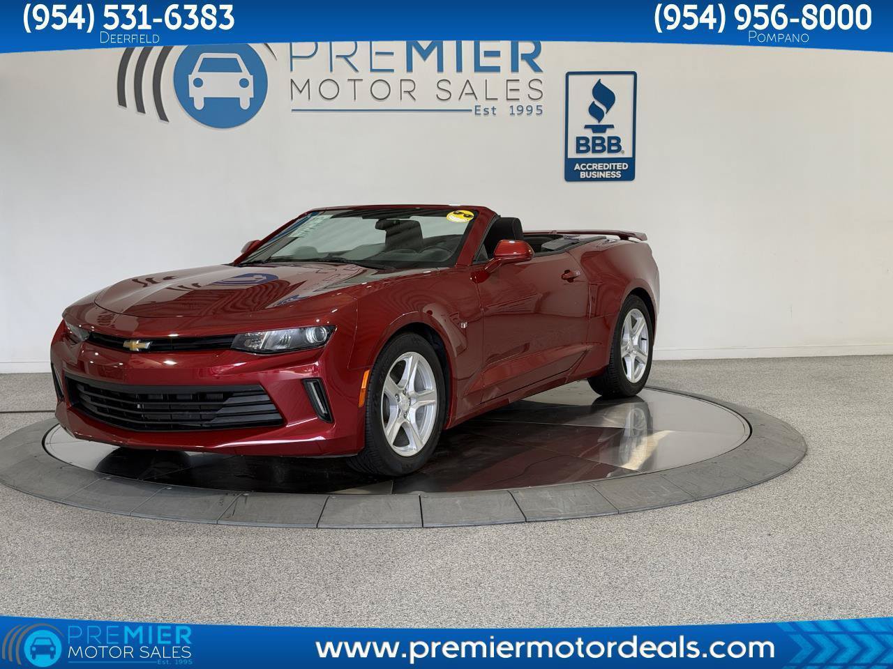 Used 2017 Chevrolet Camaro LT RWD image 1