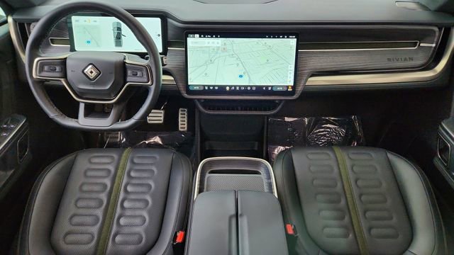 Used 2024 Rivian R1T Adventure image 85
