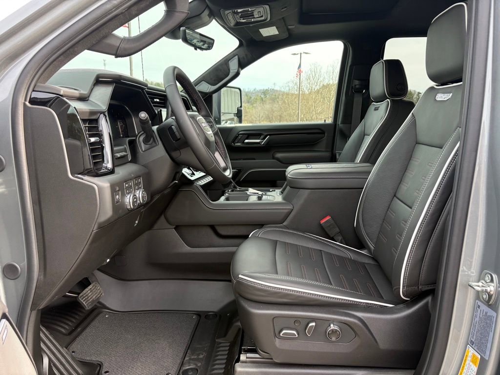 New 2026 GMC Sierra 2500 AT4X image 6
