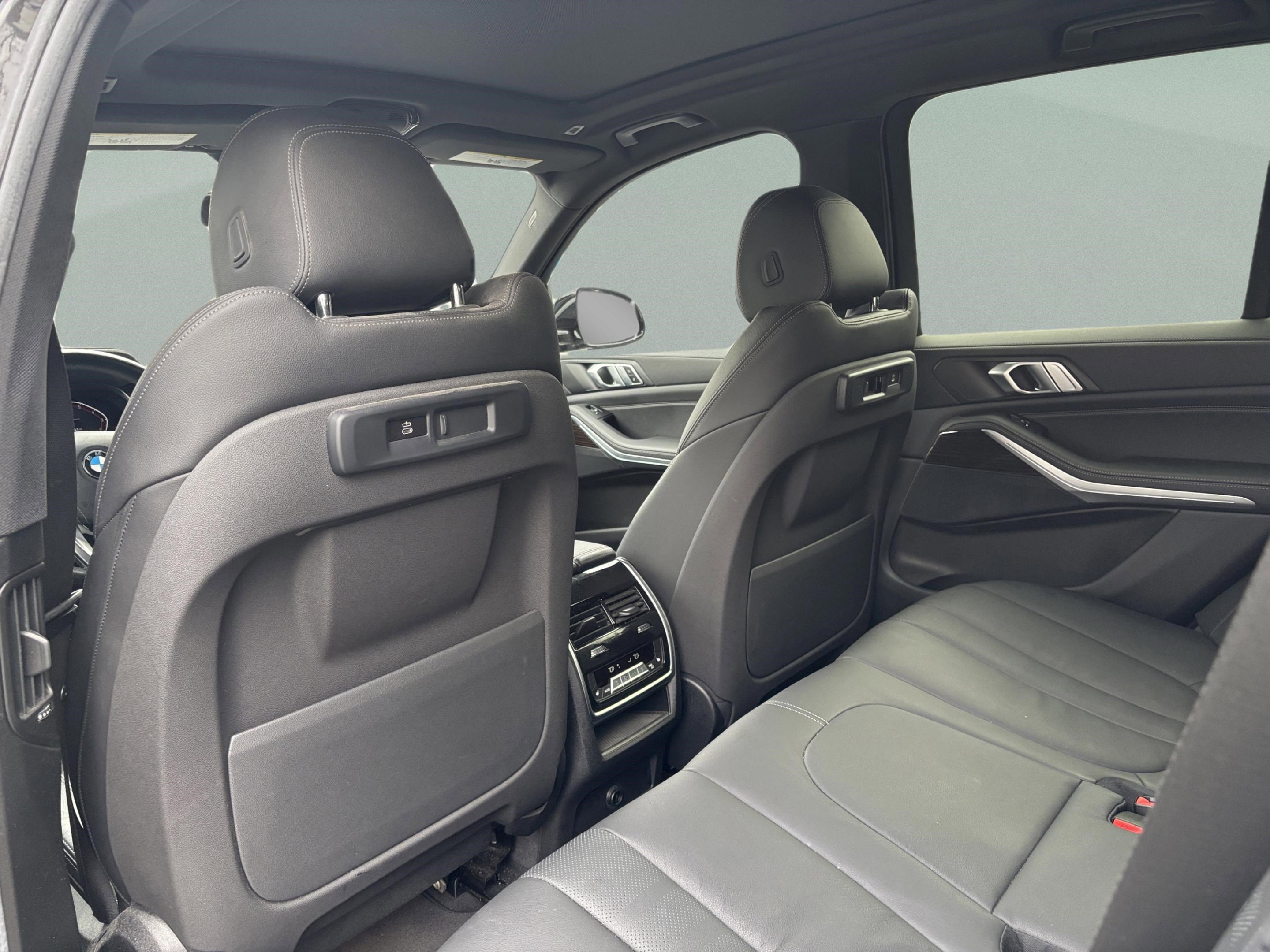 Used 2019 BMW X5 xDrive40i w/ Convenience Package image 26