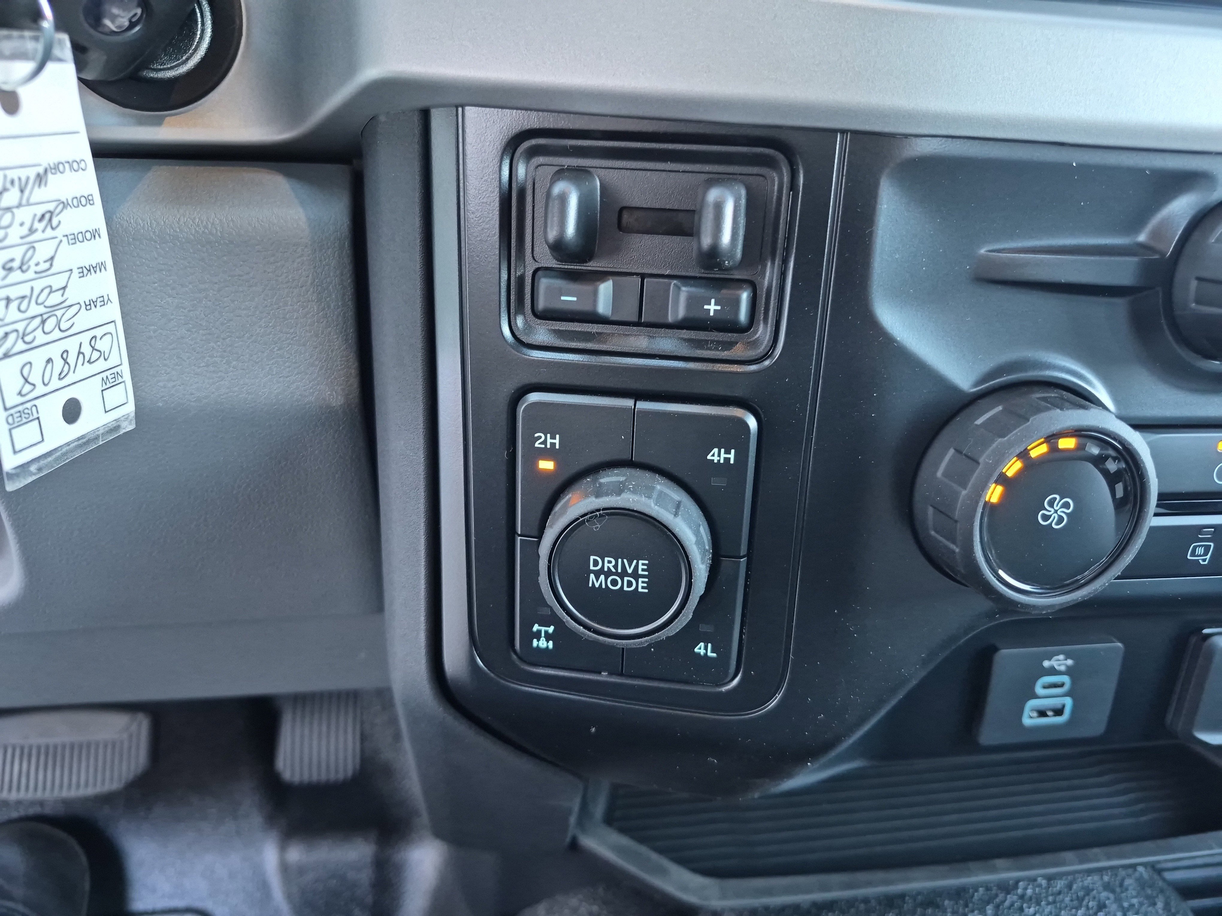 New 2026 Ford F250 XL image 30