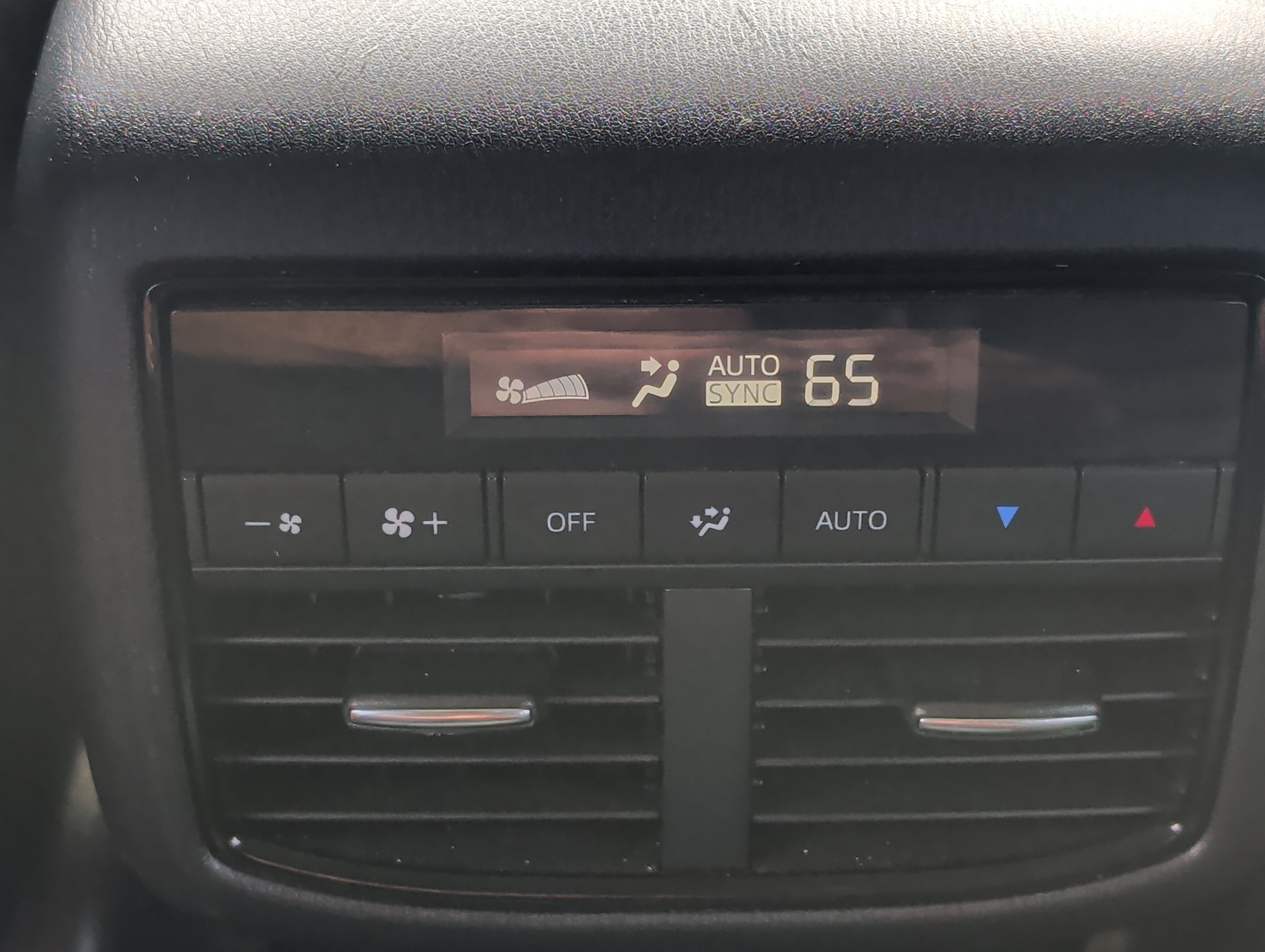 Used 2018 MAZDA CX-9 Touring AWD/4WD image 36