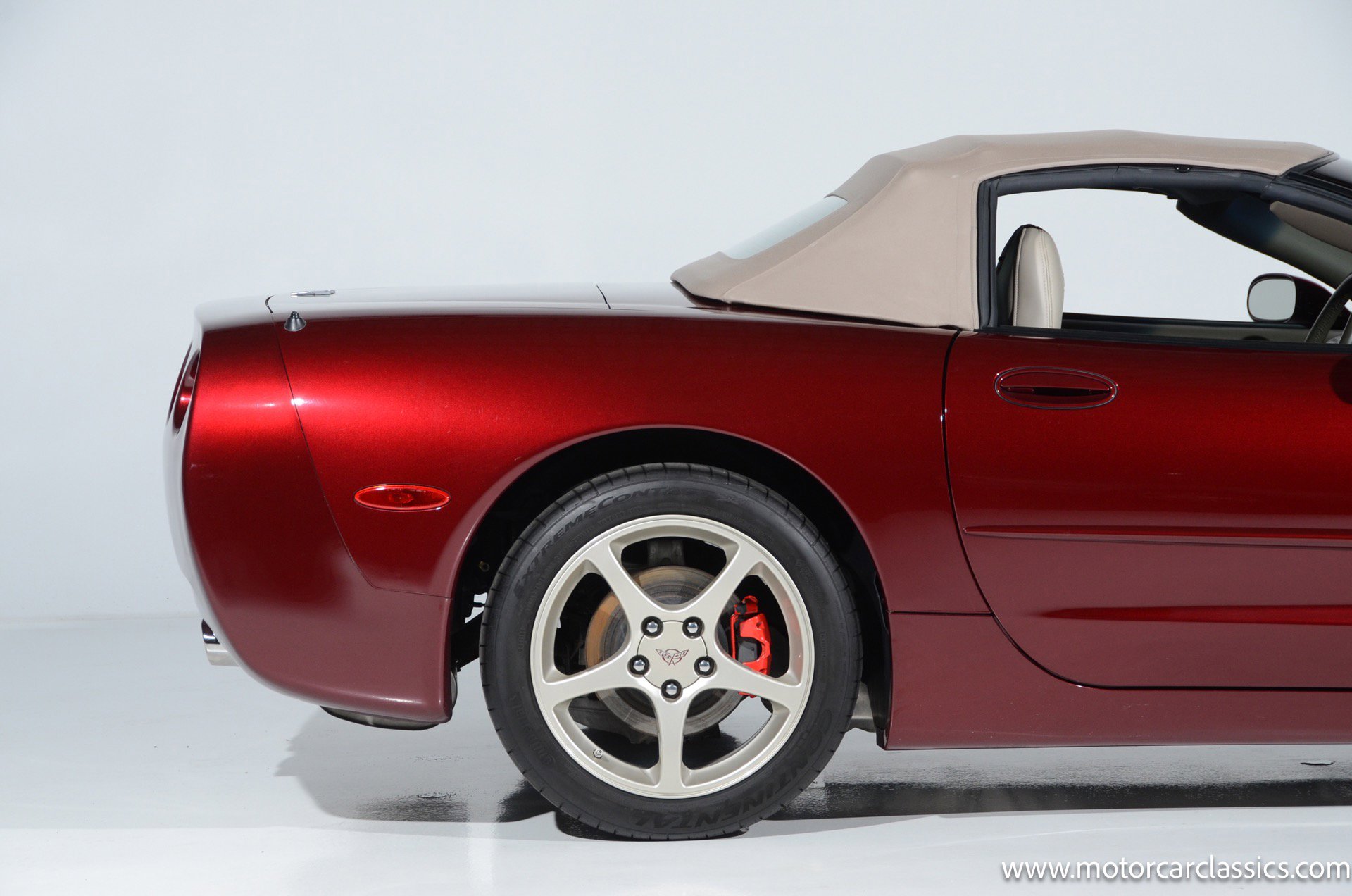 Used 2003 Chevrolet Corvette Convertible w/ Preferred Equipment Group1 image 15