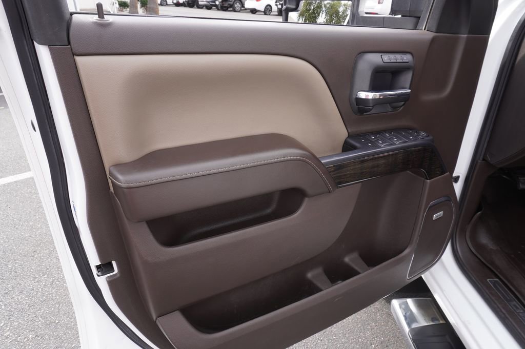 Used 2016 GMC Sierra 3500 Denali w/ Duramax Plus Package image 15