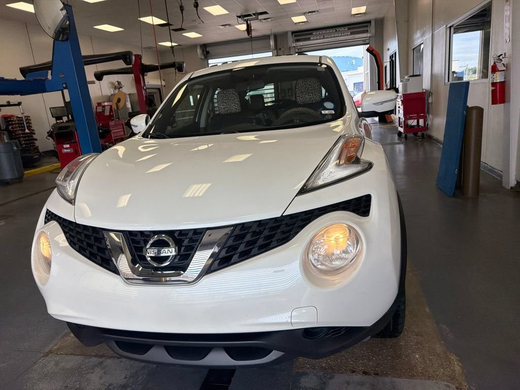 Used 2015 Nissan Juke SV w/ Technology Package FWD image 6