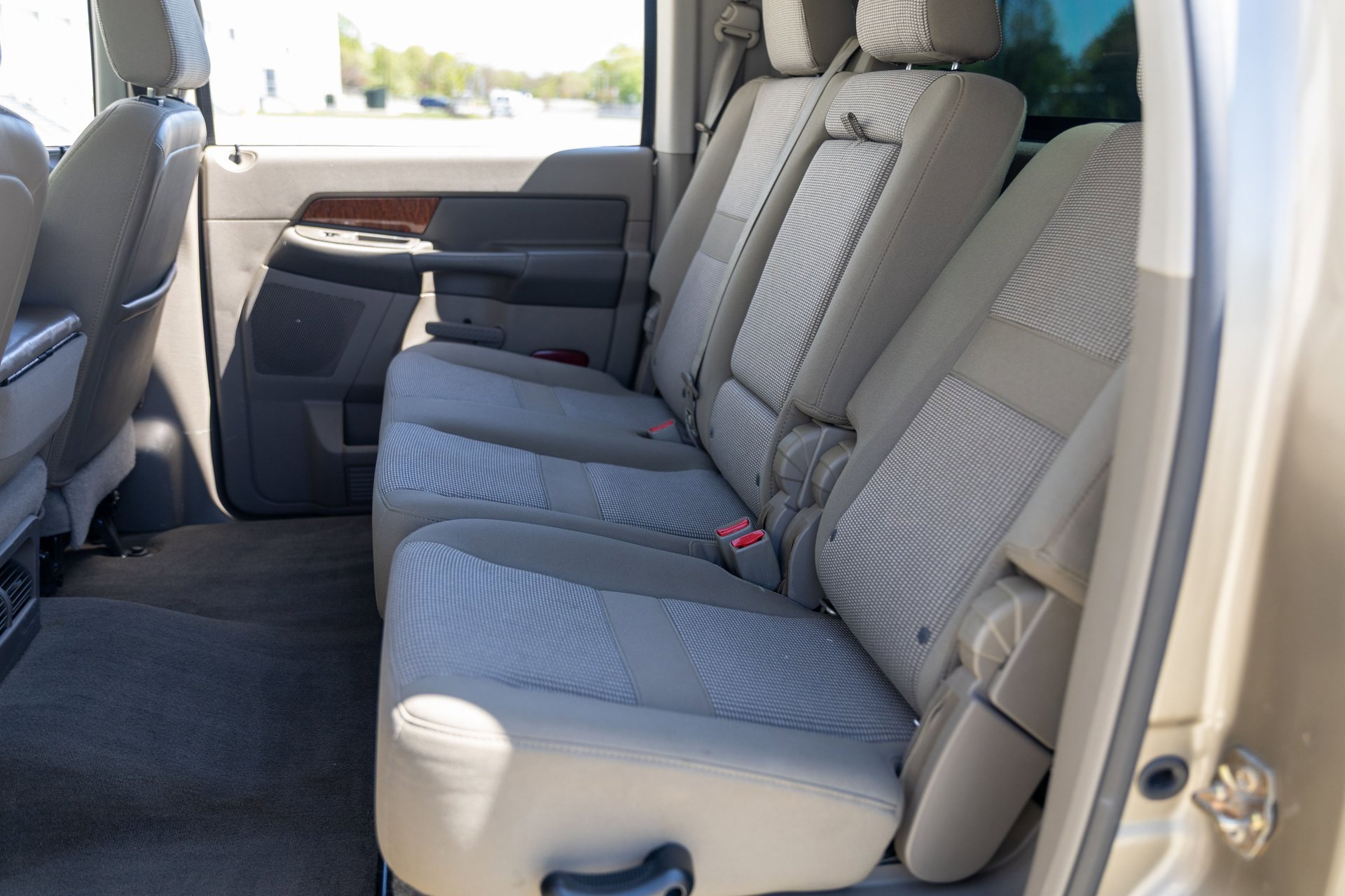 Used 2006 Dodge Ram 3500 Truck SLT w/ Light Group AWD/4WD image 21