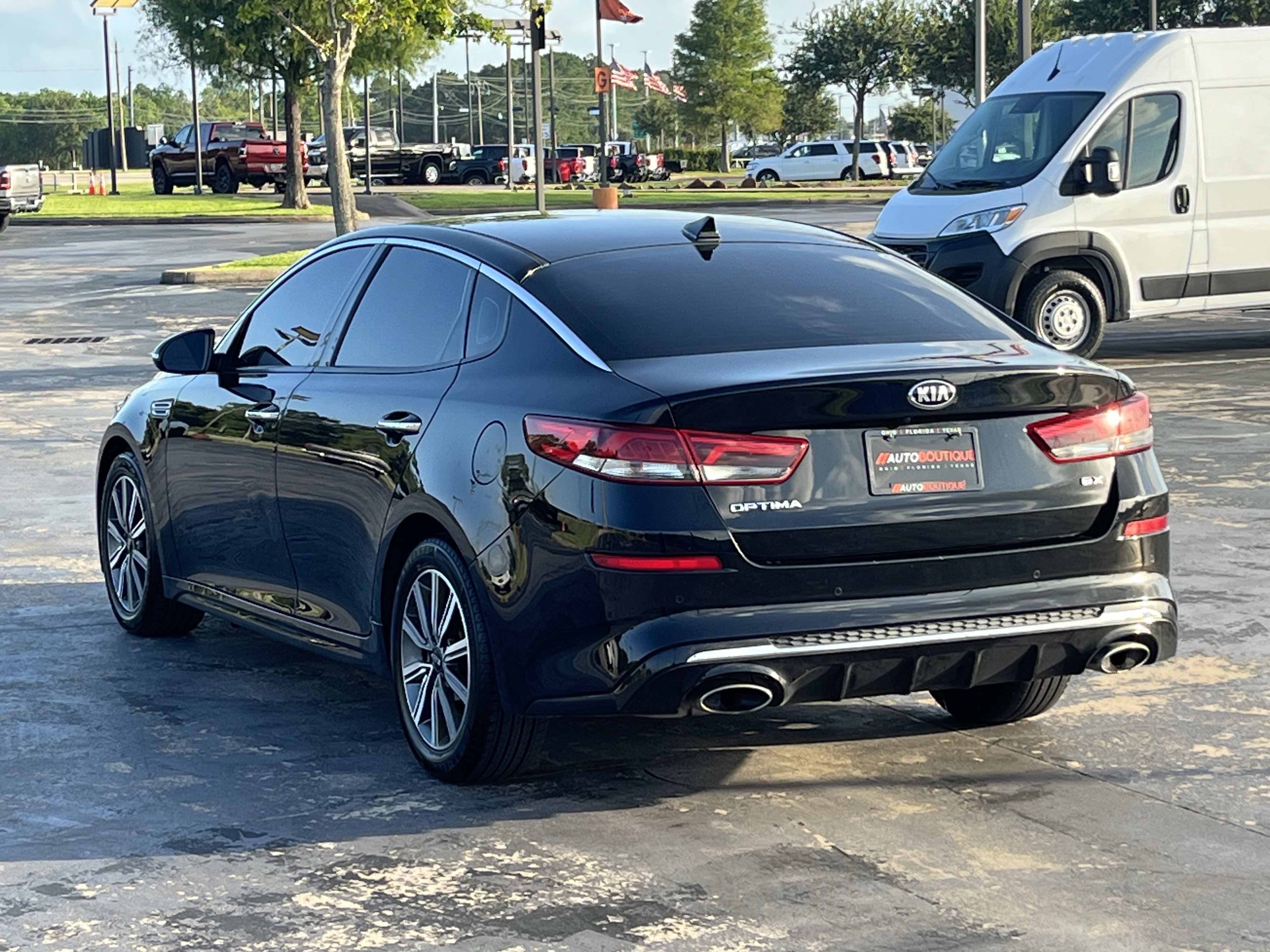 Used 2019 Kia Optima EX FWD image 9