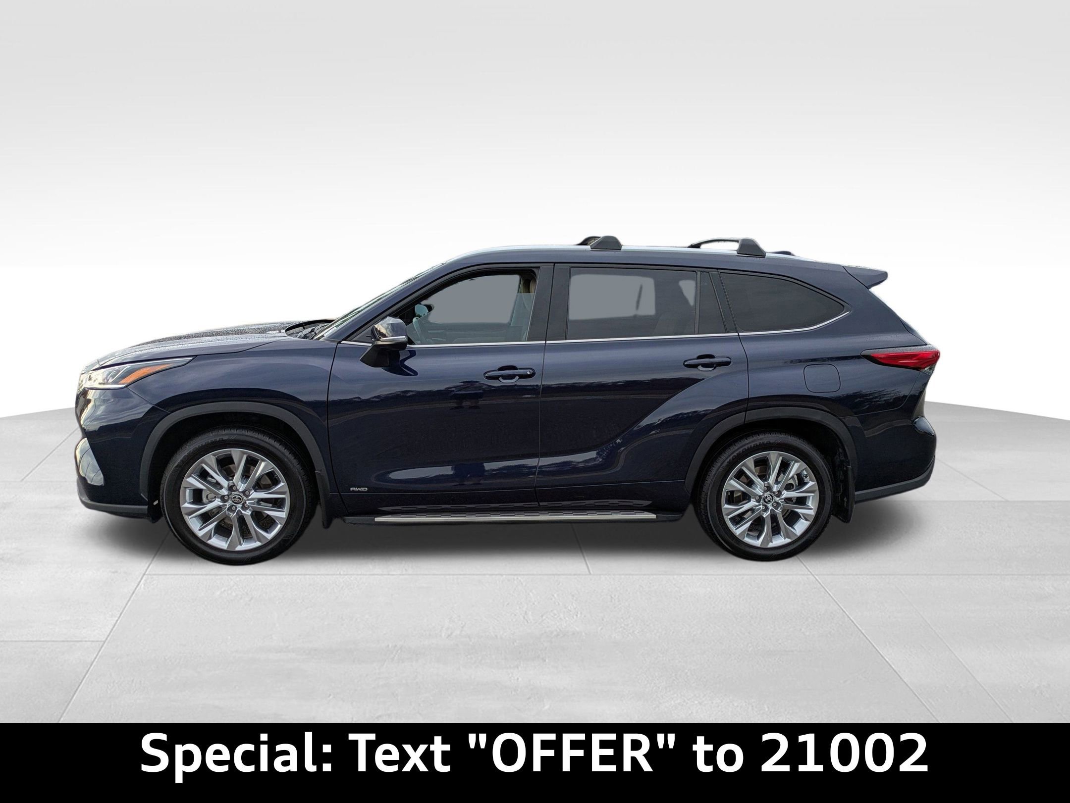 Used 2023 Toyota Highlander Limited image 7