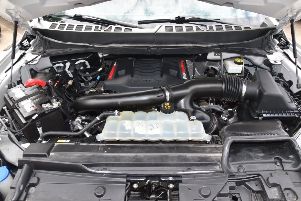 Used 2022 Ford F150 Raptor w/ Raptor 37 Performance Package AWD/4WD image 46