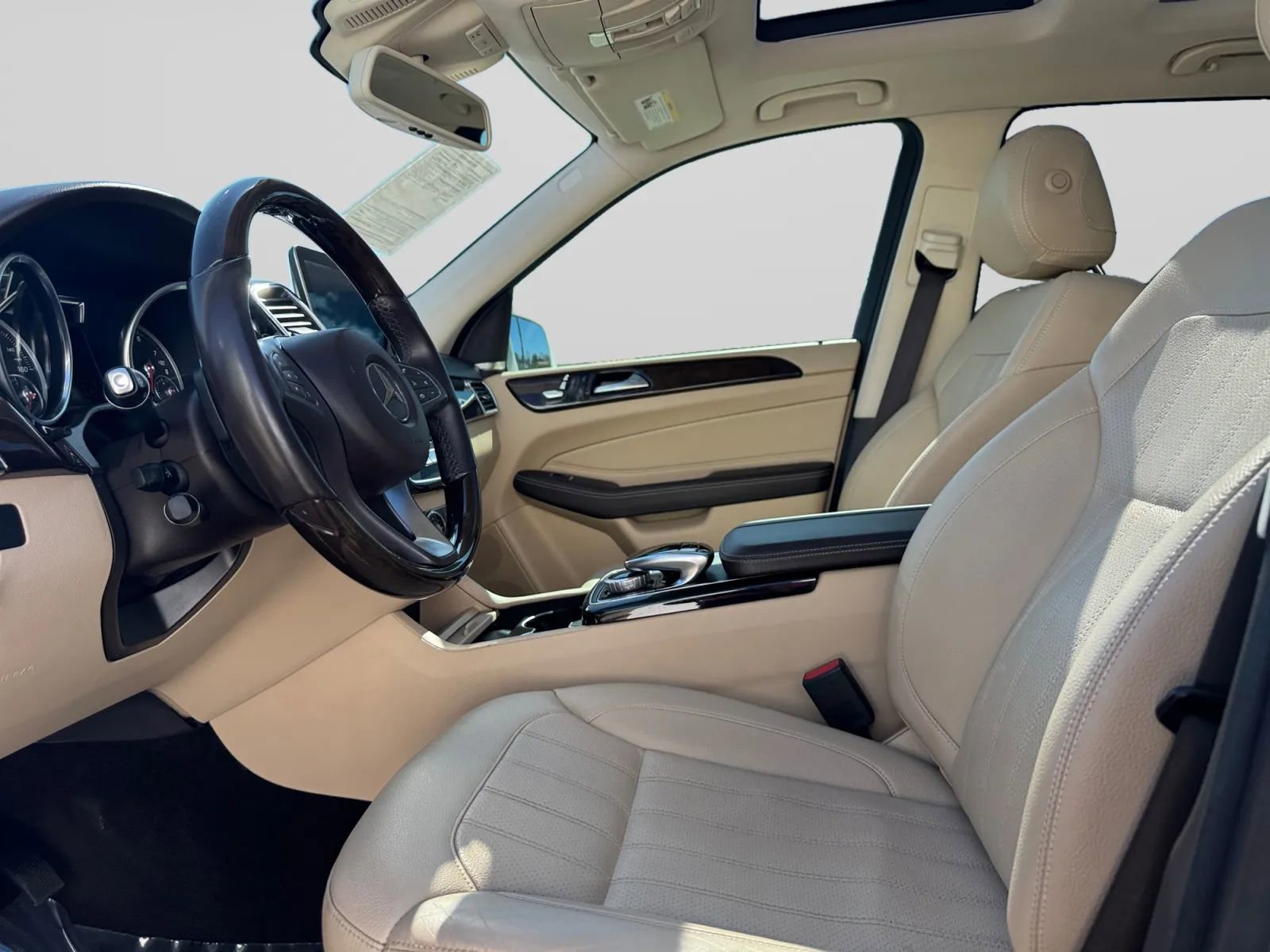 Used 2018 Mercedes-Benz GLE 350 image 17