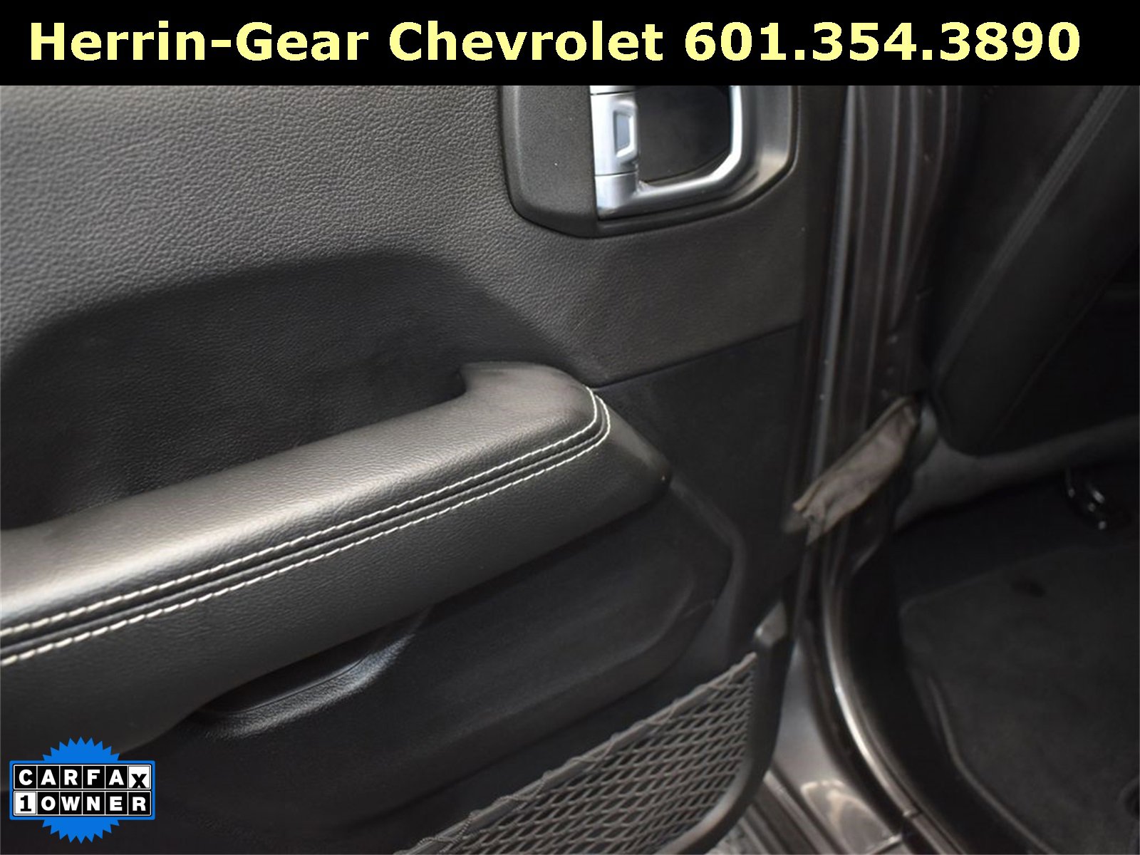 Used 2021 Jeep Wrangler Unlimited Sahara w/ Cold Weather Group image 15