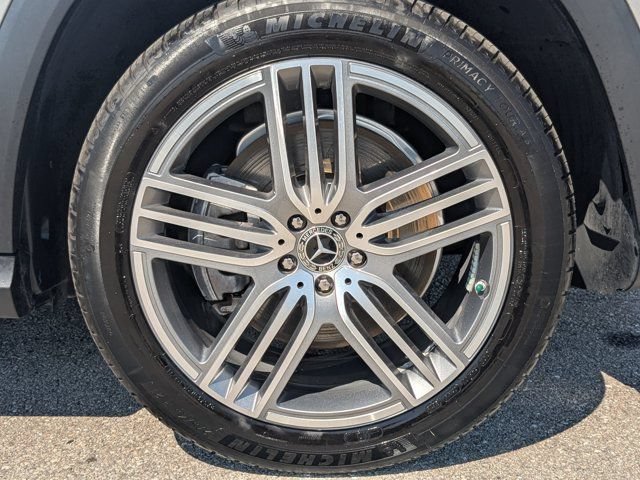 Used 2022 Mercedes-Benz GLS 450 4MATIC image 10