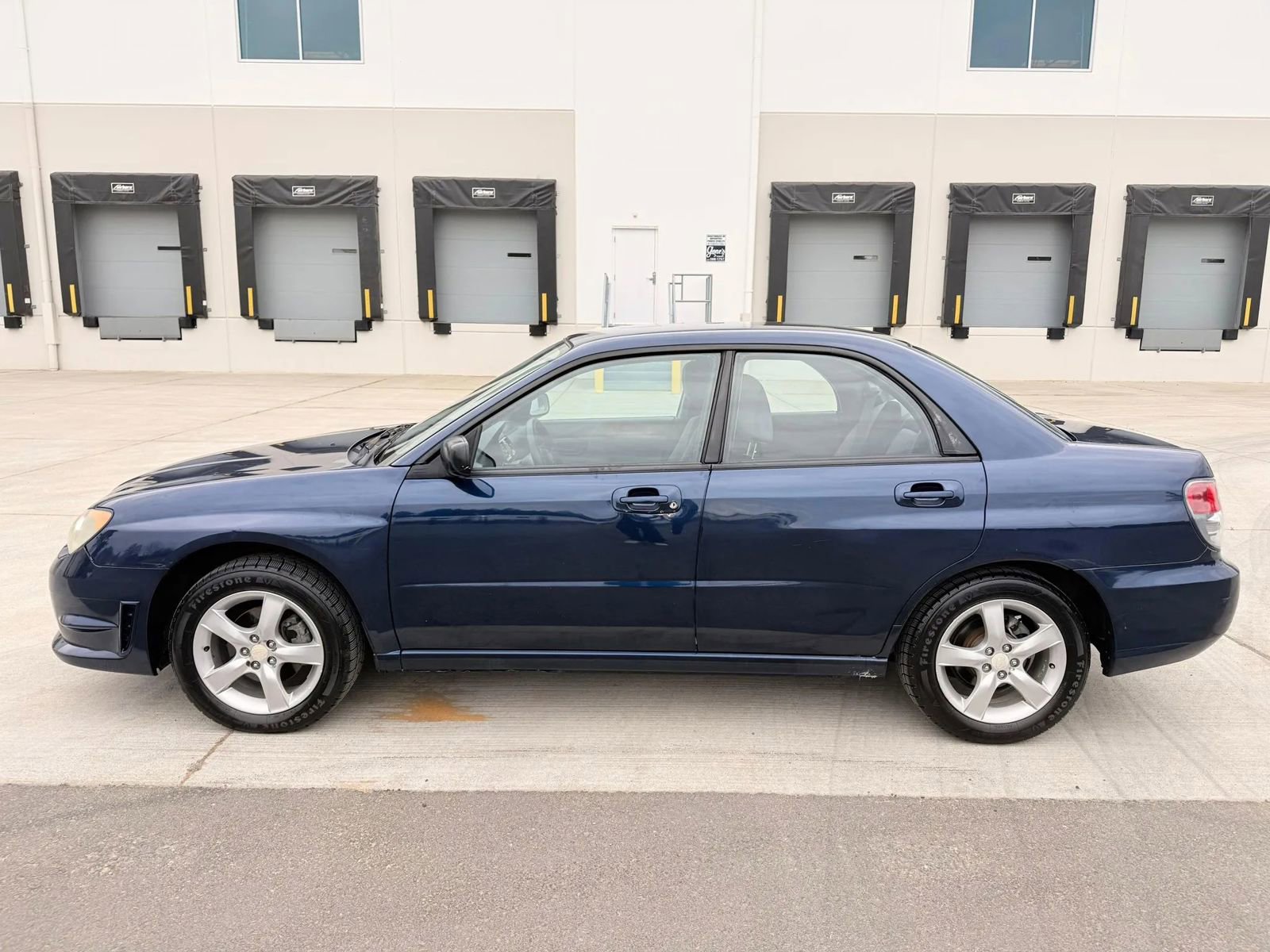 Used 2006 Subaru Impreza 2.5i AWD/4WD image 2