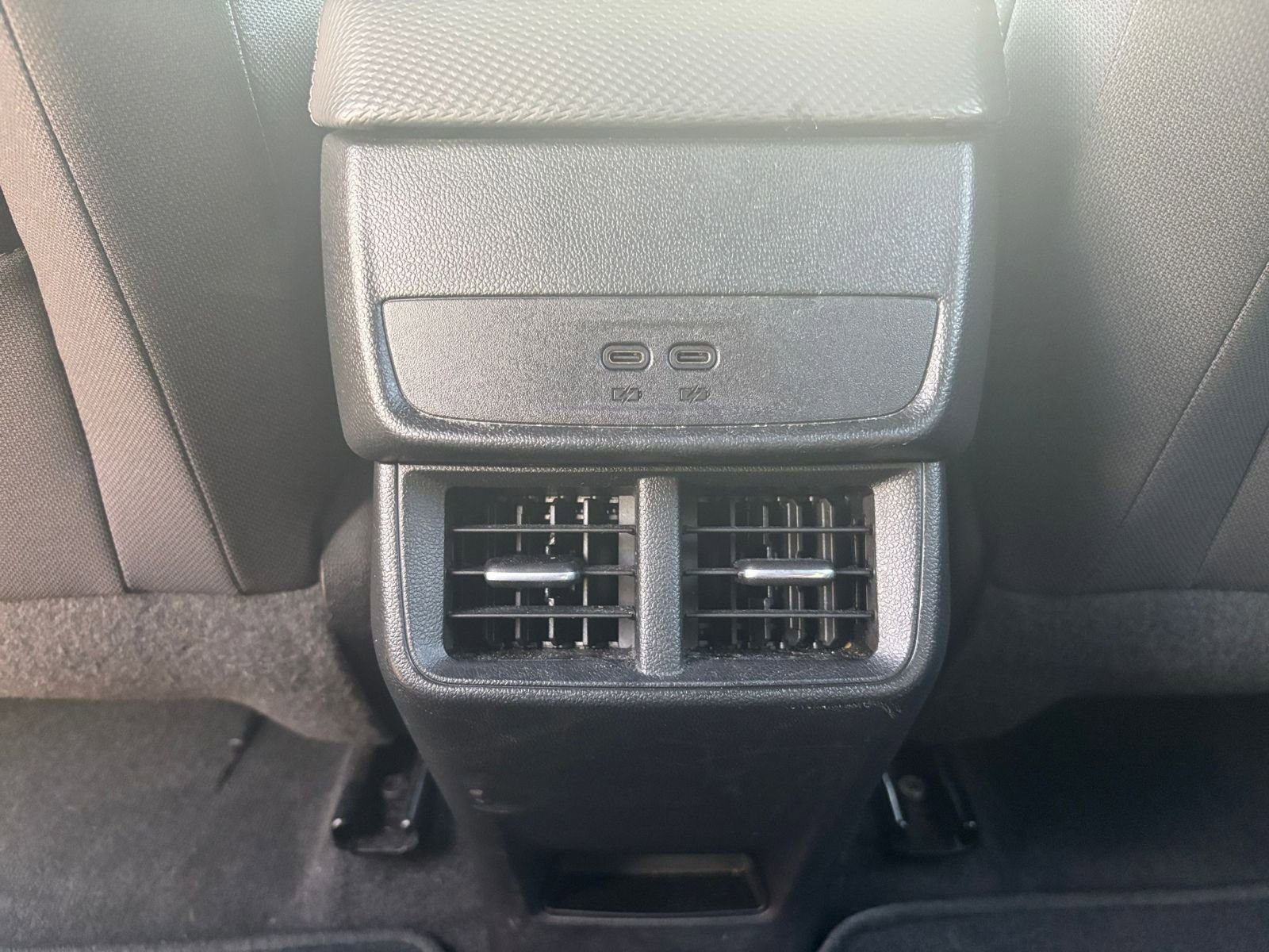 Used 2025 Chevrolet Equinox LT FWD image 23