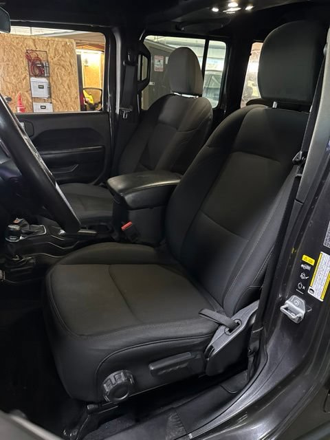 Used 2022 Jeep Wrangler Unlimited Sport AWD/4WD image 5