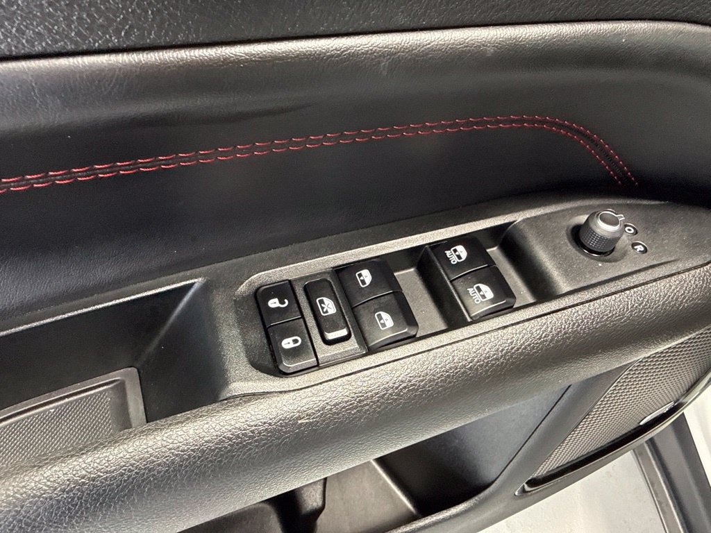 Used 2024 Jeep Compass Trailhawk w/ Trailhawk Elite Group AWD/4WD image 22