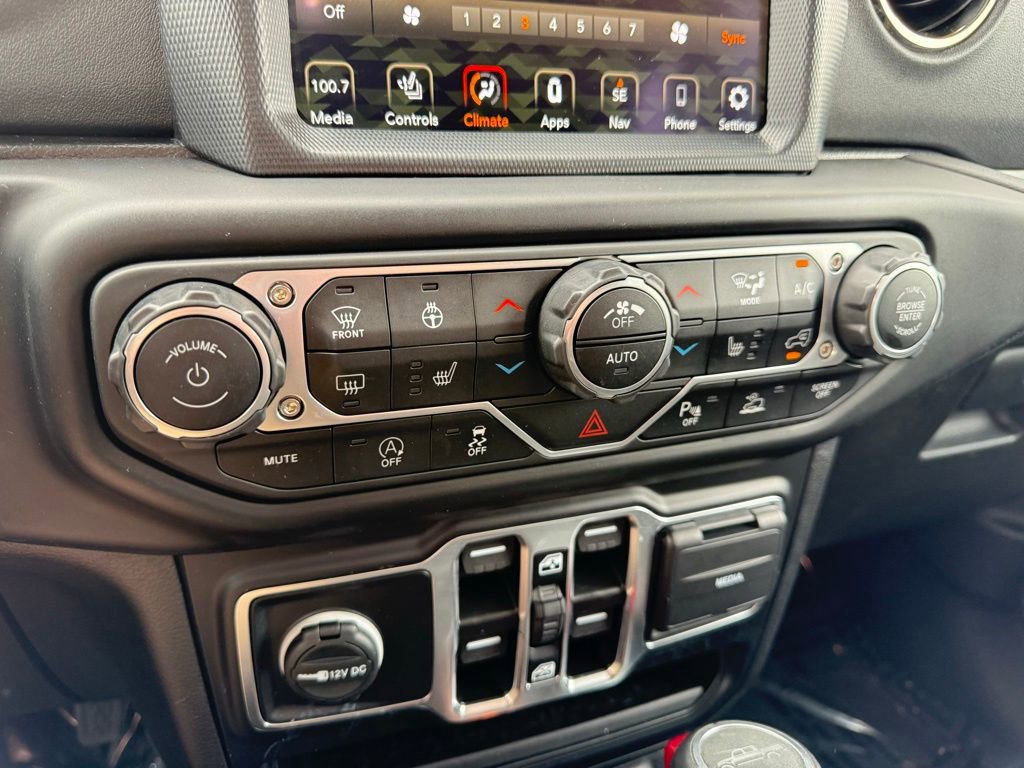 Used 2023 Jeep Gladiator Overland AWD/4WD image 32